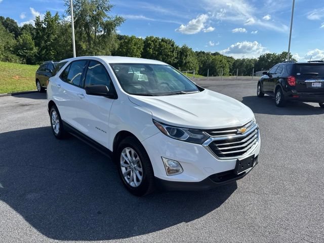 Used 2018 Chevrolet Equinox LS FWD image 2