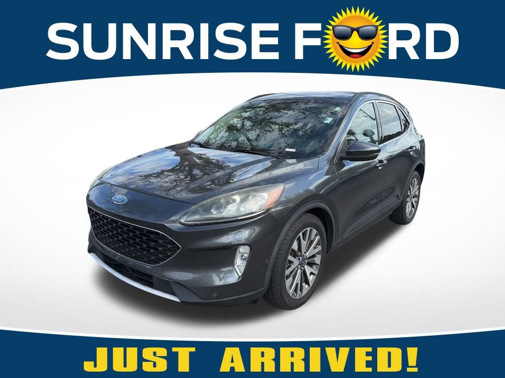 Used 2020 Ford Escape Titanium image 1