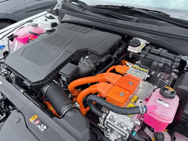 New 2025 Hyundai Elantra SEL image 45