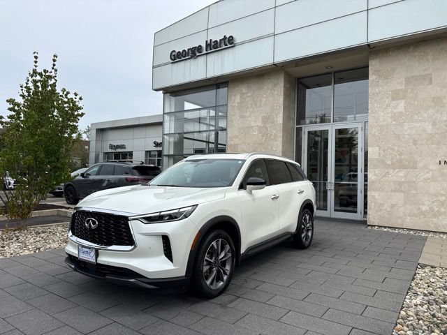 Certified 2022 INFINITI QX60 Luxe w/ Cargo Package AWD/4WD image 4