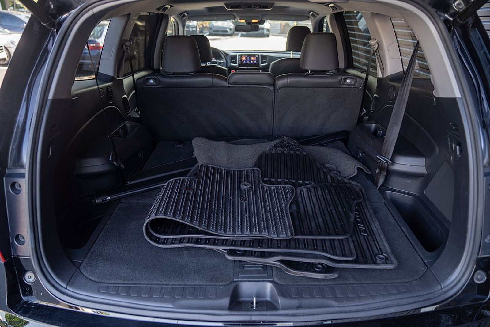 Used 2016 Honda Pilot Touring image 23