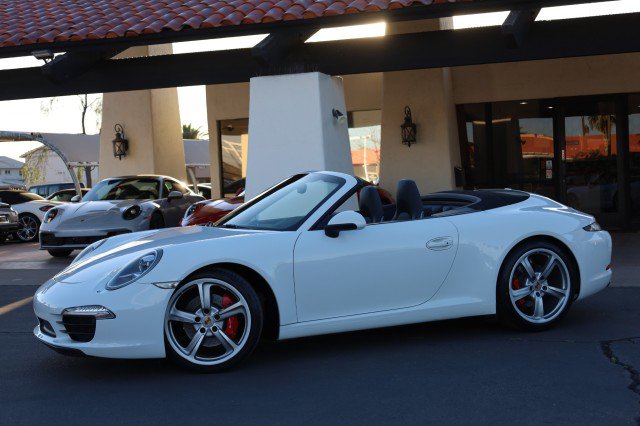 Used 2014 Porsche 911 Carrera S image 5