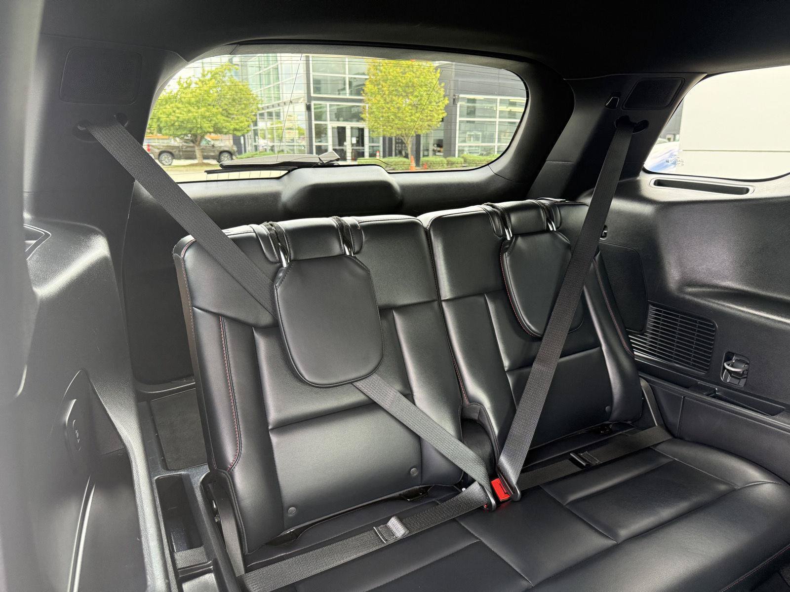 Used 2025 Ford Explorer ST-Line AWD/4WD image 23