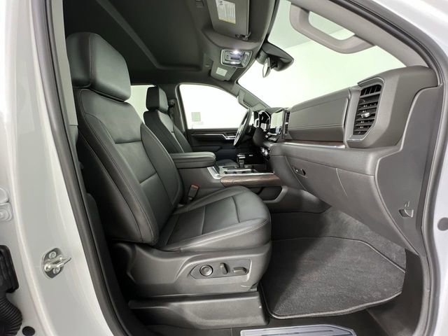 Used 2026 GMC Sierra 1500 SLT w/ SLT Premium Plus Package RWD image 28