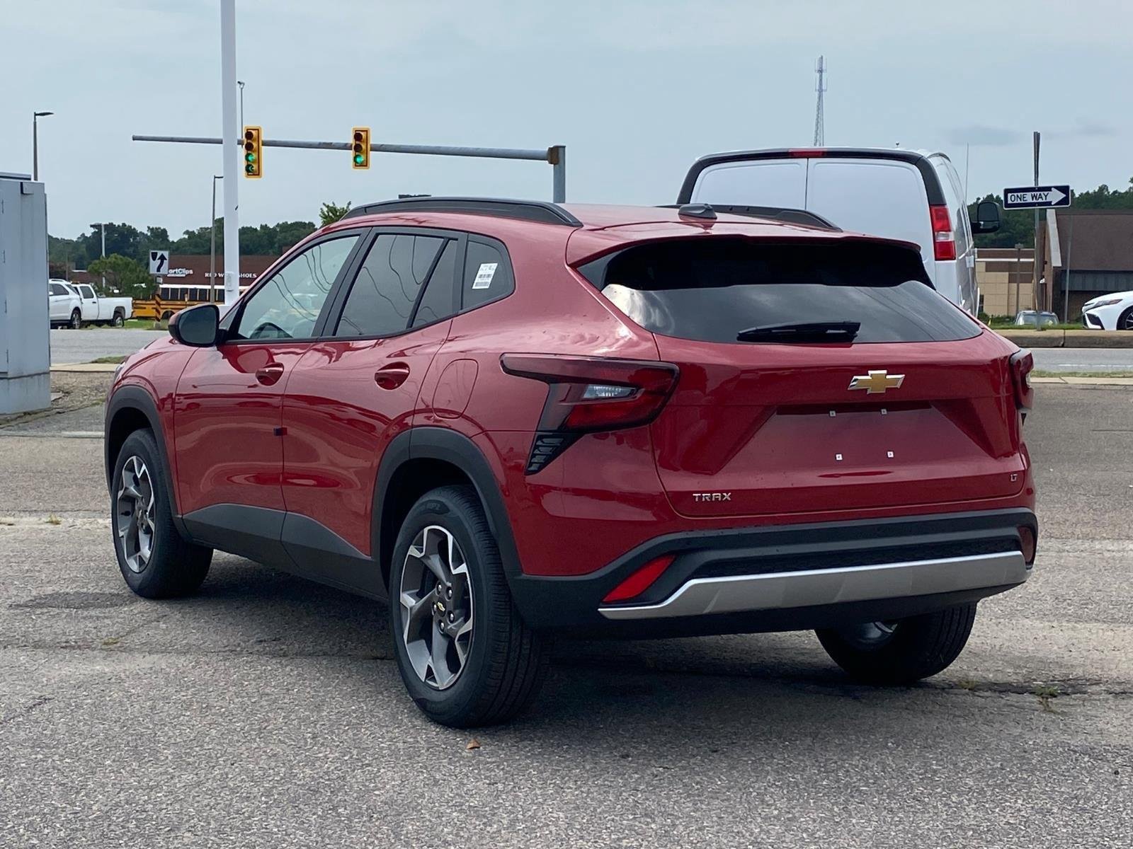 New 2026 Chevrolet Trax LT w/ Driver Confidence Package FWD image 4