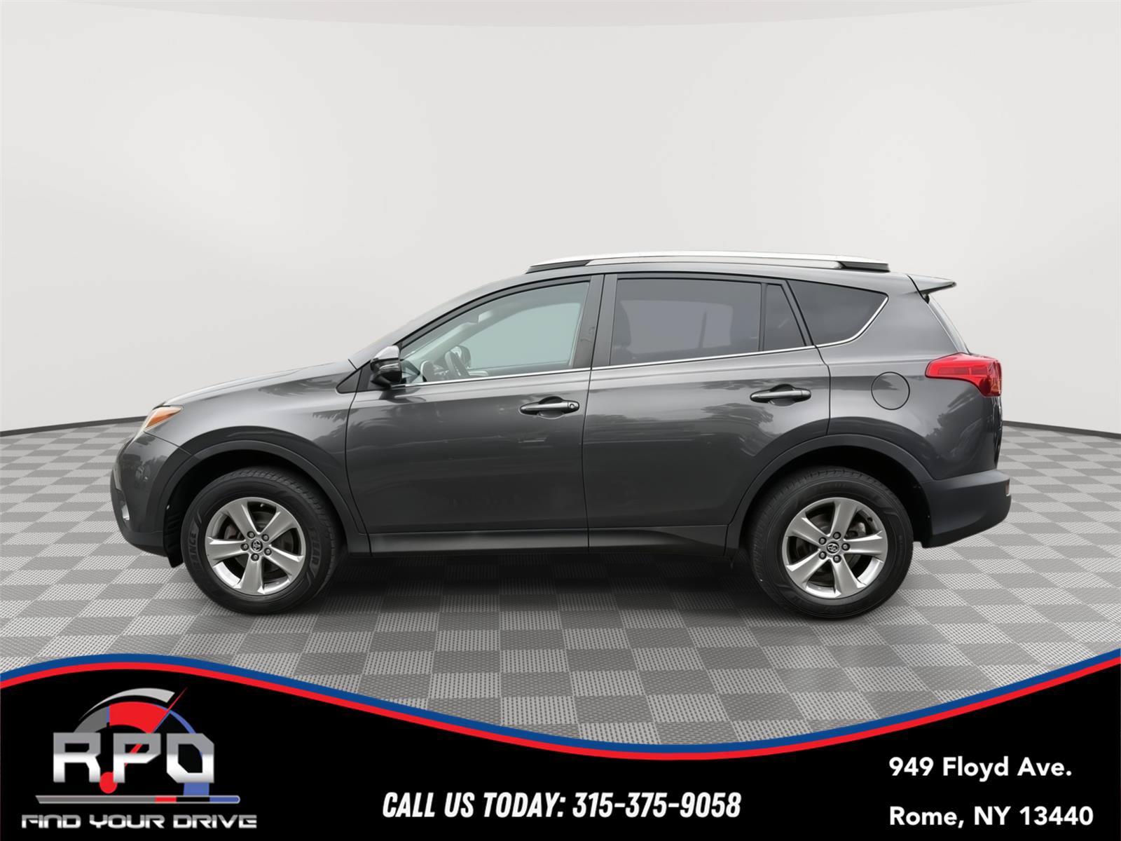 Used 2015 Toyota RAV4 XLE AWD/4WD image 2