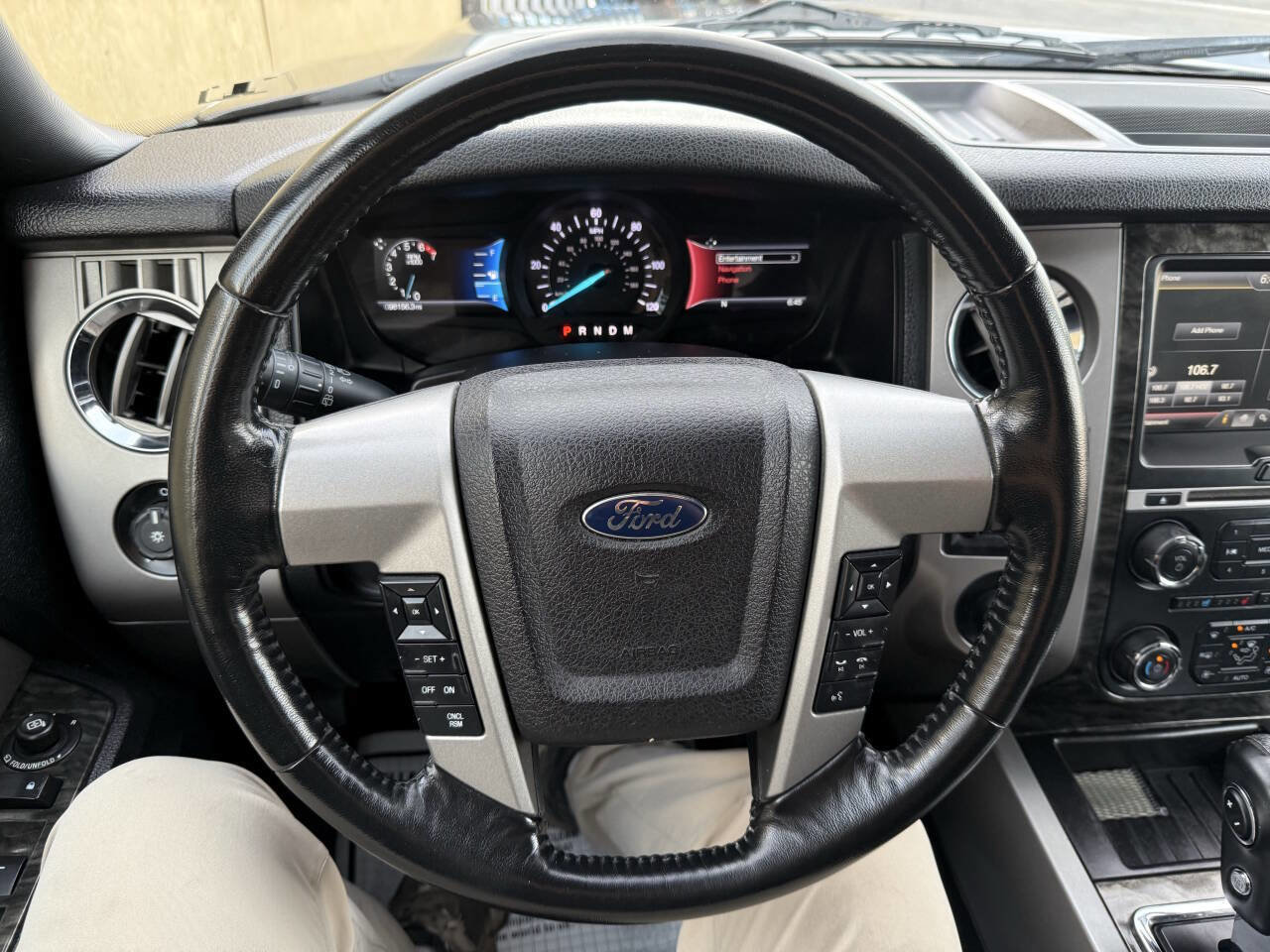 Used 2015 Ford Expedition Limited w/ Equipment Group 301A image 19