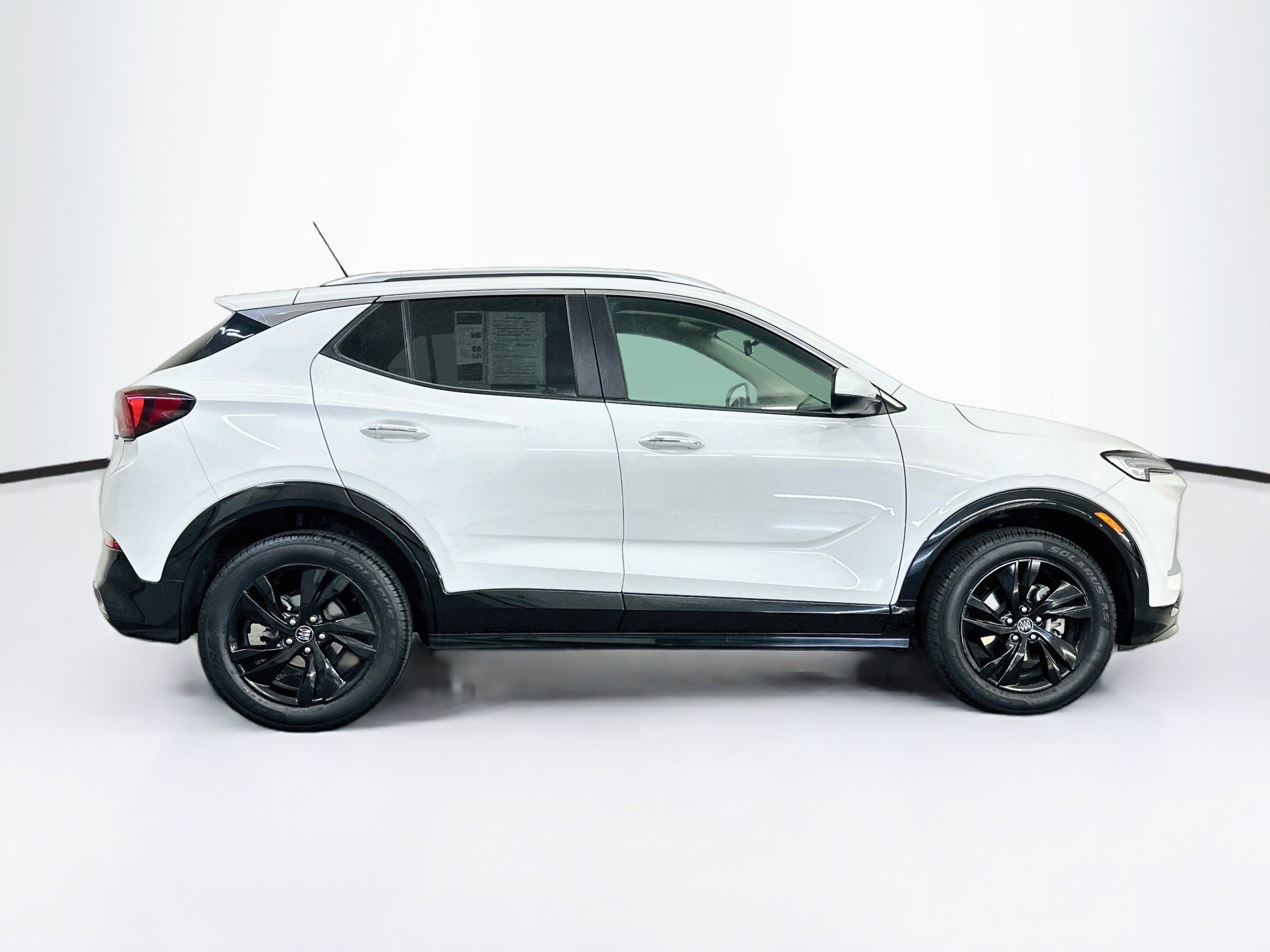 Used 2024 Buick Encore GX Sport Touring AWD/4WD image 10