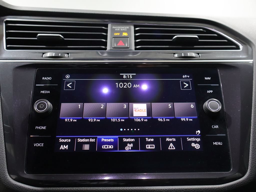Used 2022 Volkswagen Tiguan SEL R-Line AWD/4WD image 23