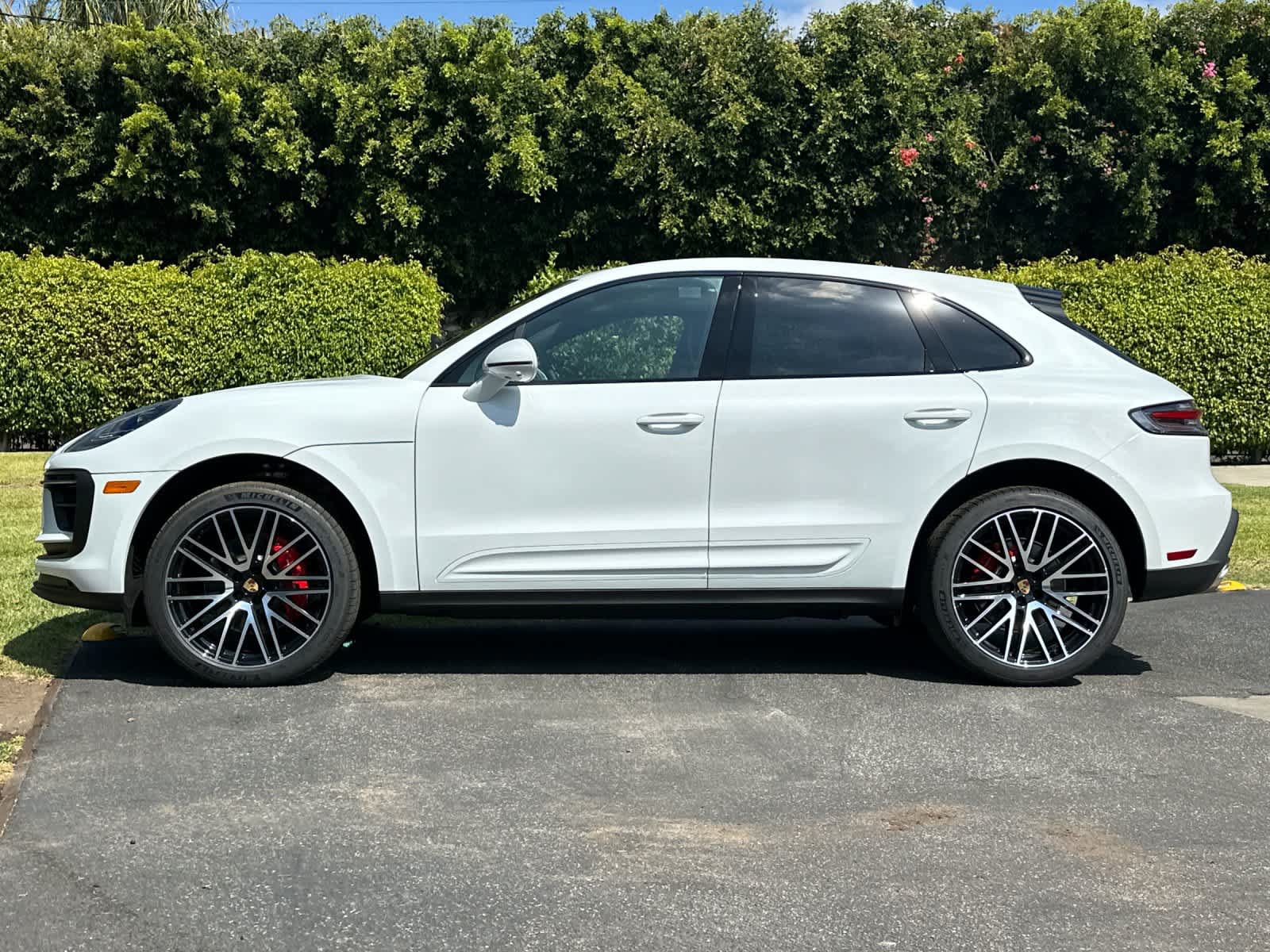 New 2026 Porsche Macan S AWD/4WD image 2