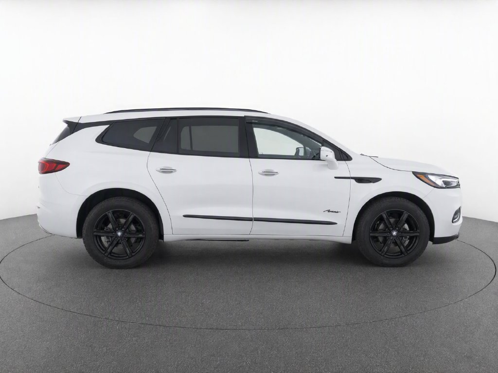 Used 2021 Buick Enclave Avenir w/ Avenir Technology Package AWD/4WD image 10