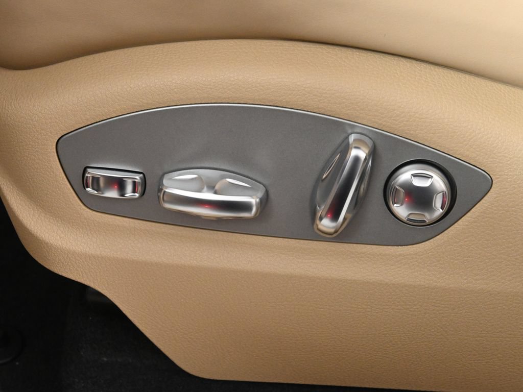 New 2026 Porsche Macan AWD/4WD image 31