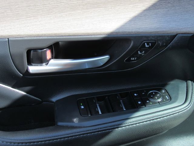Used 2024 Toyota Grand Highlander AWD image 22