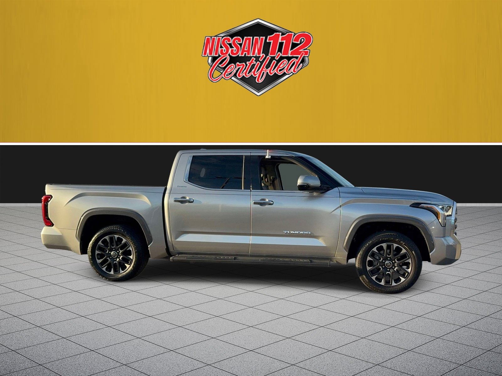 Used 2023 Toyota Tundra Limited w/ Power Package AWD/4WD image 5