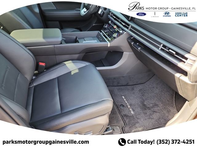 New 2025 Hyundai Santa Fe Limited FWD image 10