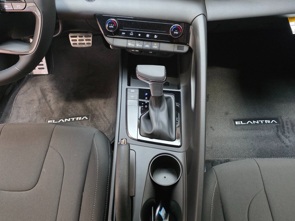 New 2026 Hyundai Elantra Sport w/ Cargo Package image 19