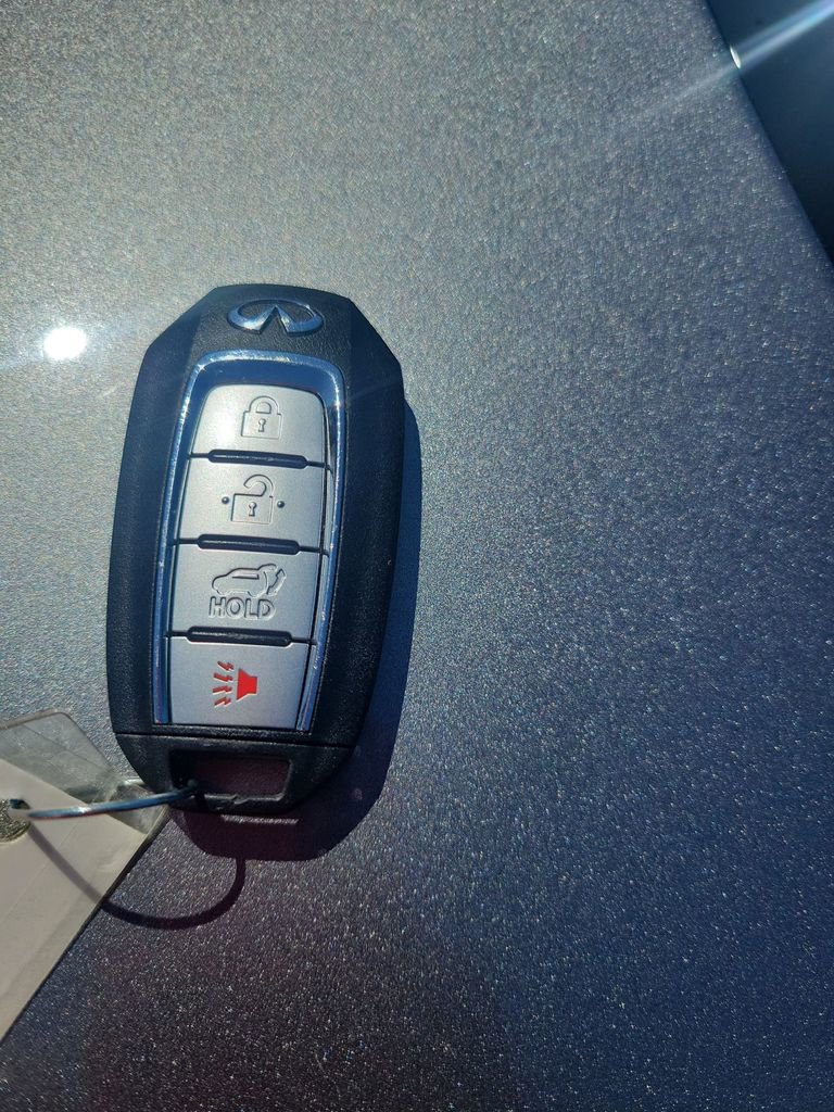 Used 2024 INFINITI QX60 Luxe w/ Performance Audio Package image 40