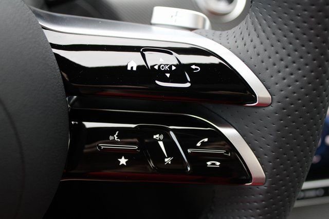 Used 2024 Mercedes-Benz C 300 4MATIC Sedan image 11