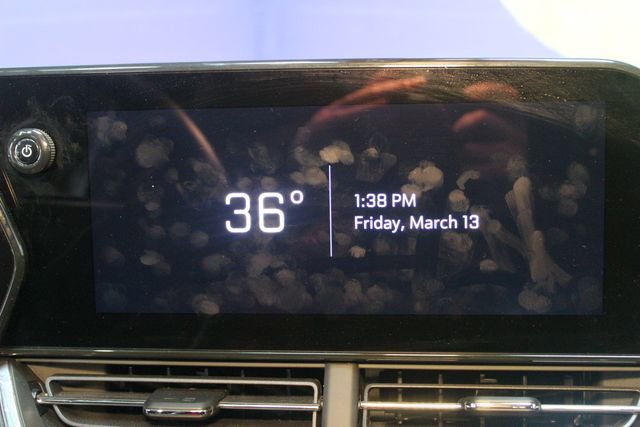 Used 2025 Chevrolet Trax ACTIV w/ Sunroof Package FWD image 23