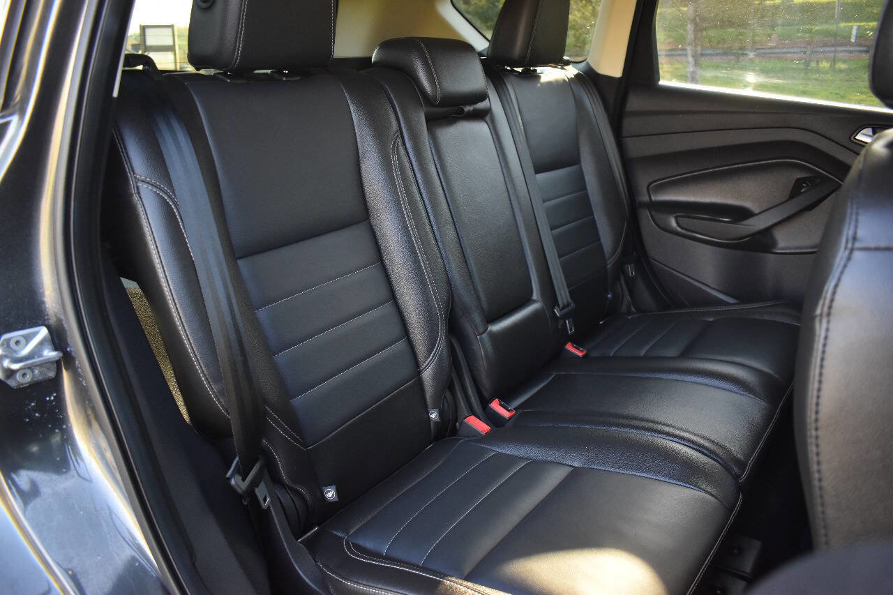 Used 2016 Ford Escape Titanium image 15