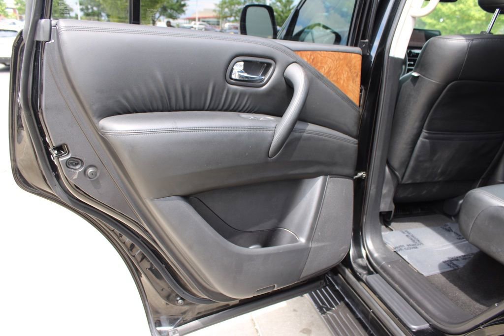 Used 2023 Nissan Armada SL image 25