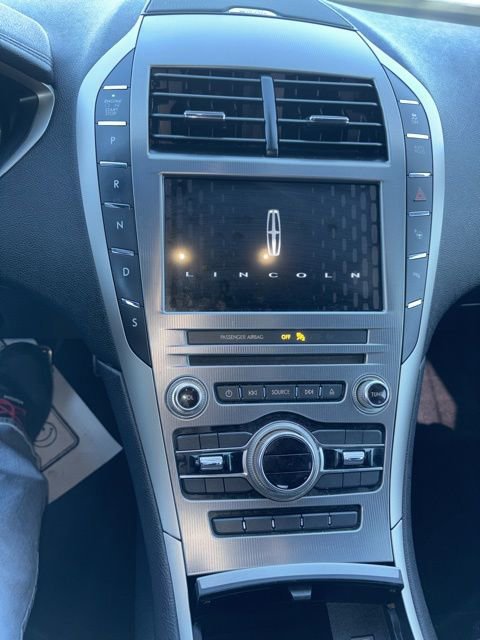 Used 2020 Lincoln MKZ Reserve w/ Luxury Package image 13