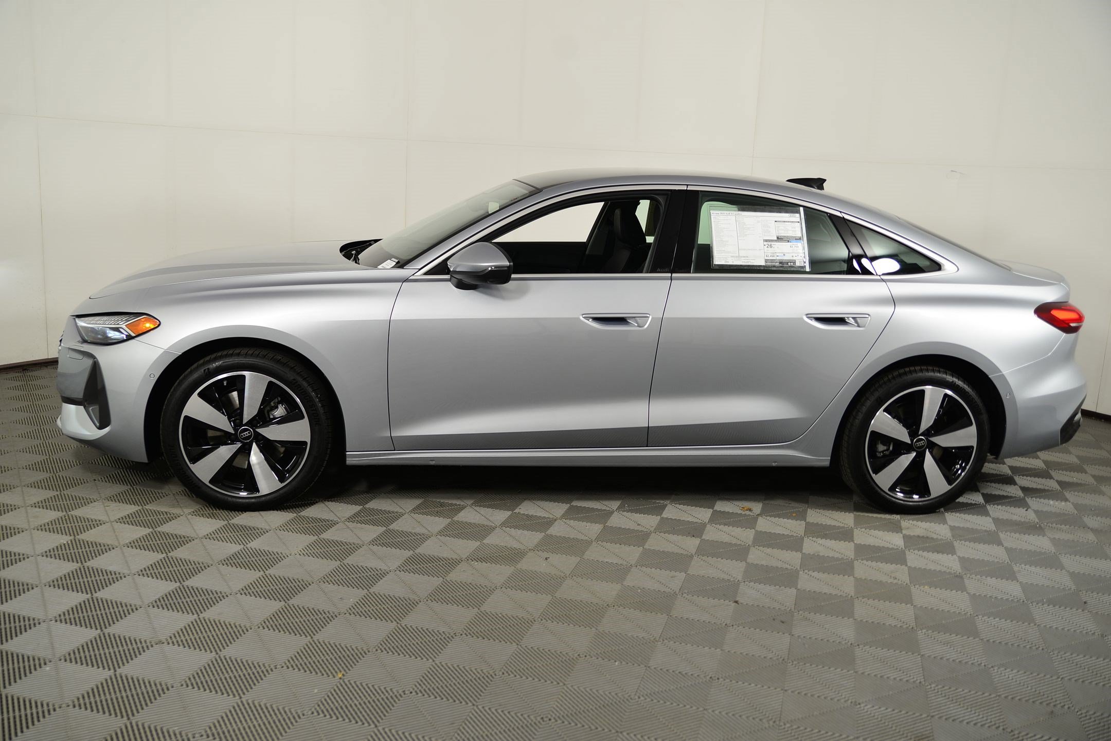 Used 2025 Audi A5 2.0T Premium Plus w/ Premium Plus AWD/4WD image 2
