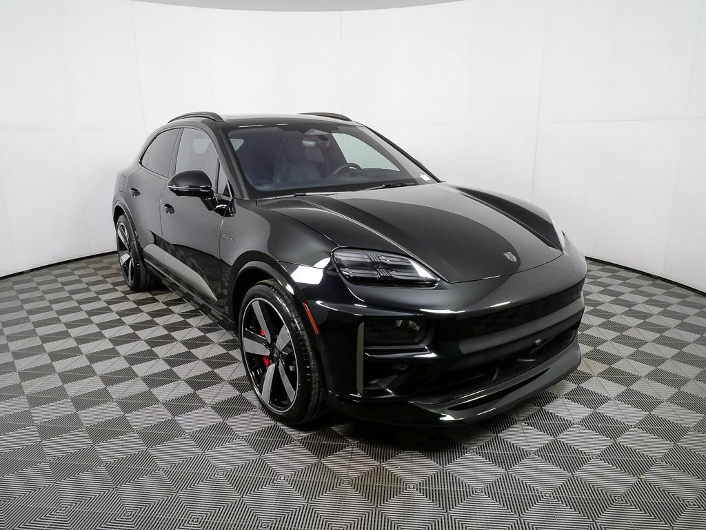 New 2026 Porsche Macan Turbo Electric image 29