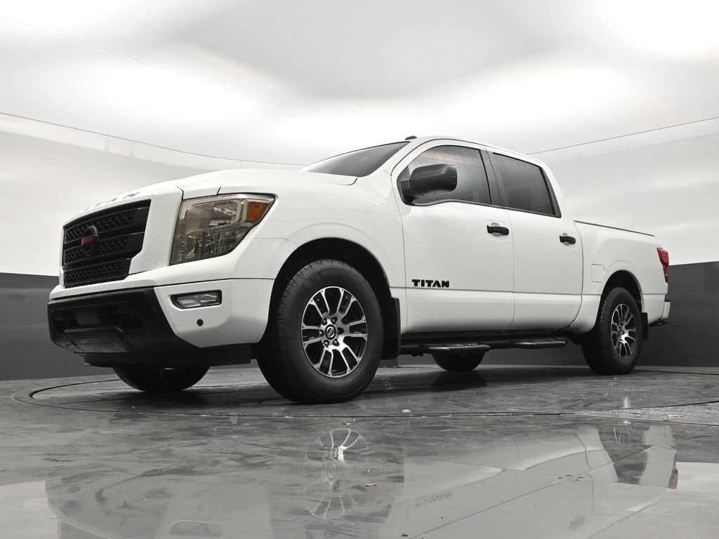Used 2021 Nissan Titan SV w/ SV Convenience Package RWD image 19