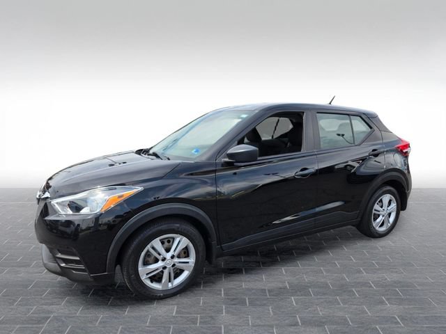Used 2020 Nissan Kicks S FWD image 3