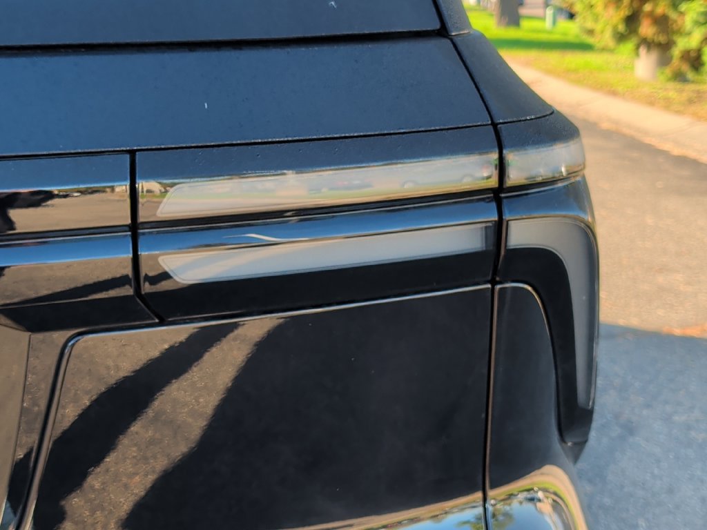Used 2026 Chevrolet Traverse RS w/ LPO, Floor Liner Package FWD image 43