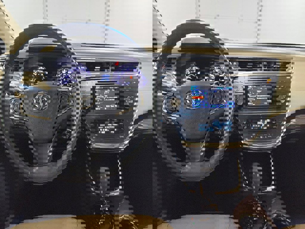 Used 2014 Toyota Avalon XLE Touring image 13