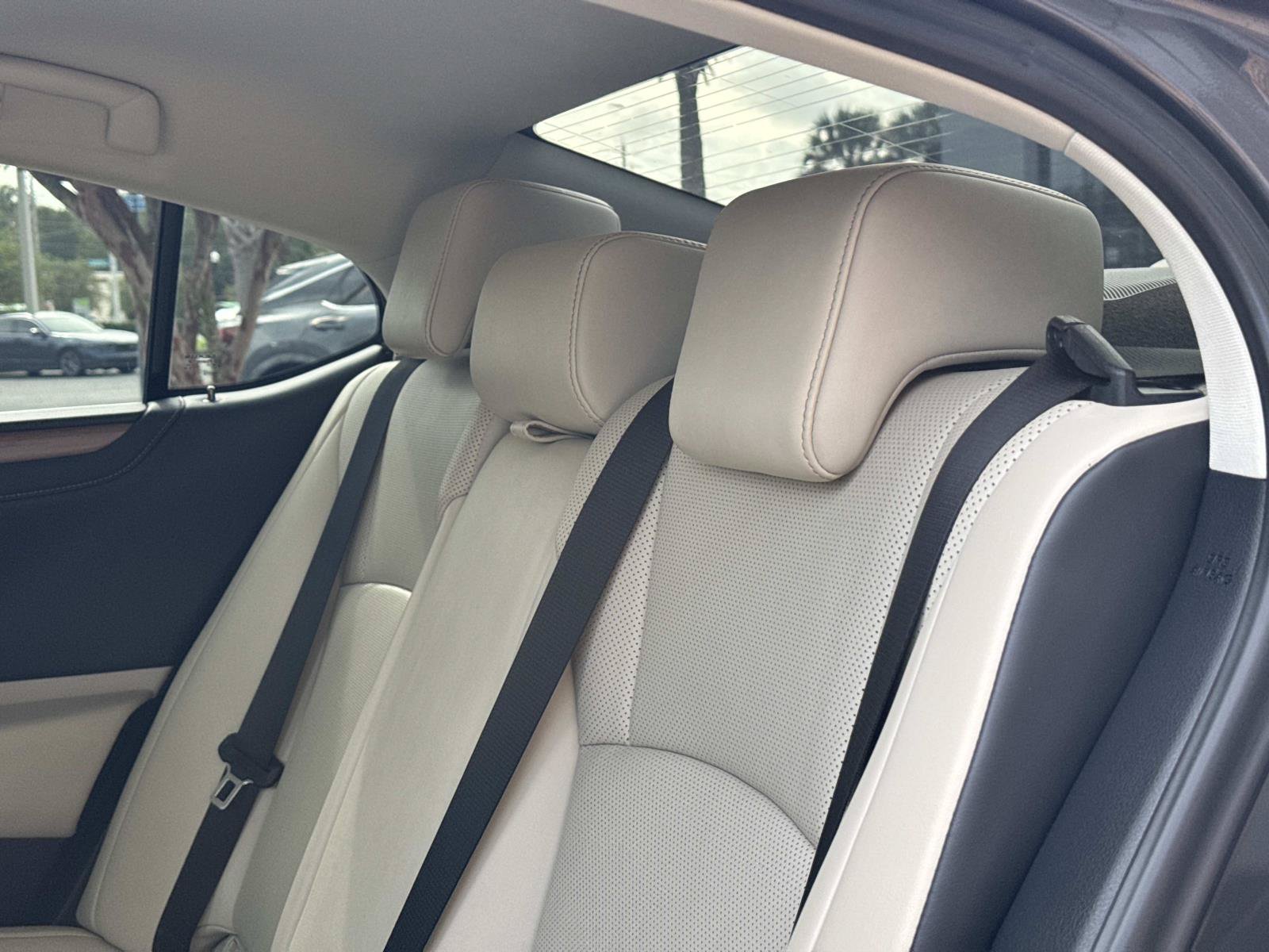 Certified 2024 Lexus ES 350 w/ Premium Package FWD image 51