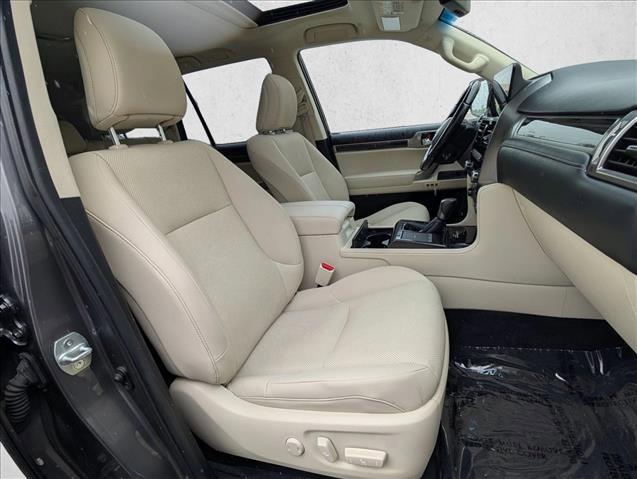 Used 2022 Lexus GX 460 Premium w/ Premium Package AWD/4WD image 23