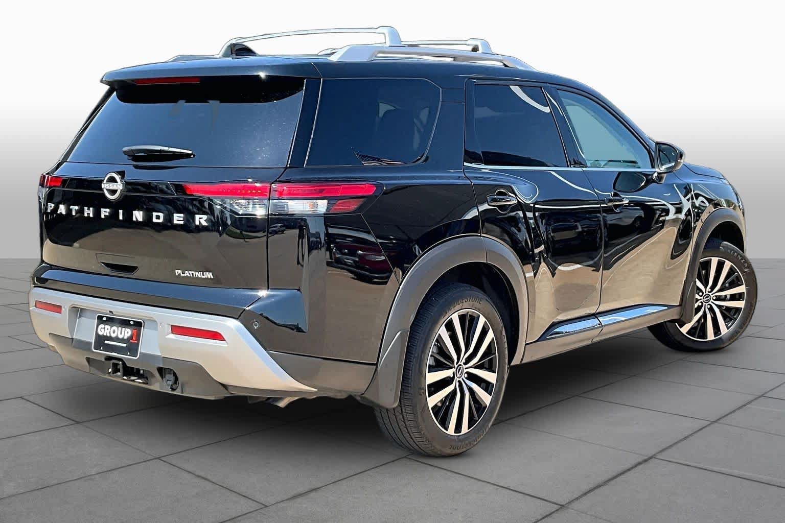 Certified 2025 Nissan Pathfinder Platinum w/ Cargo Package FWD image 12