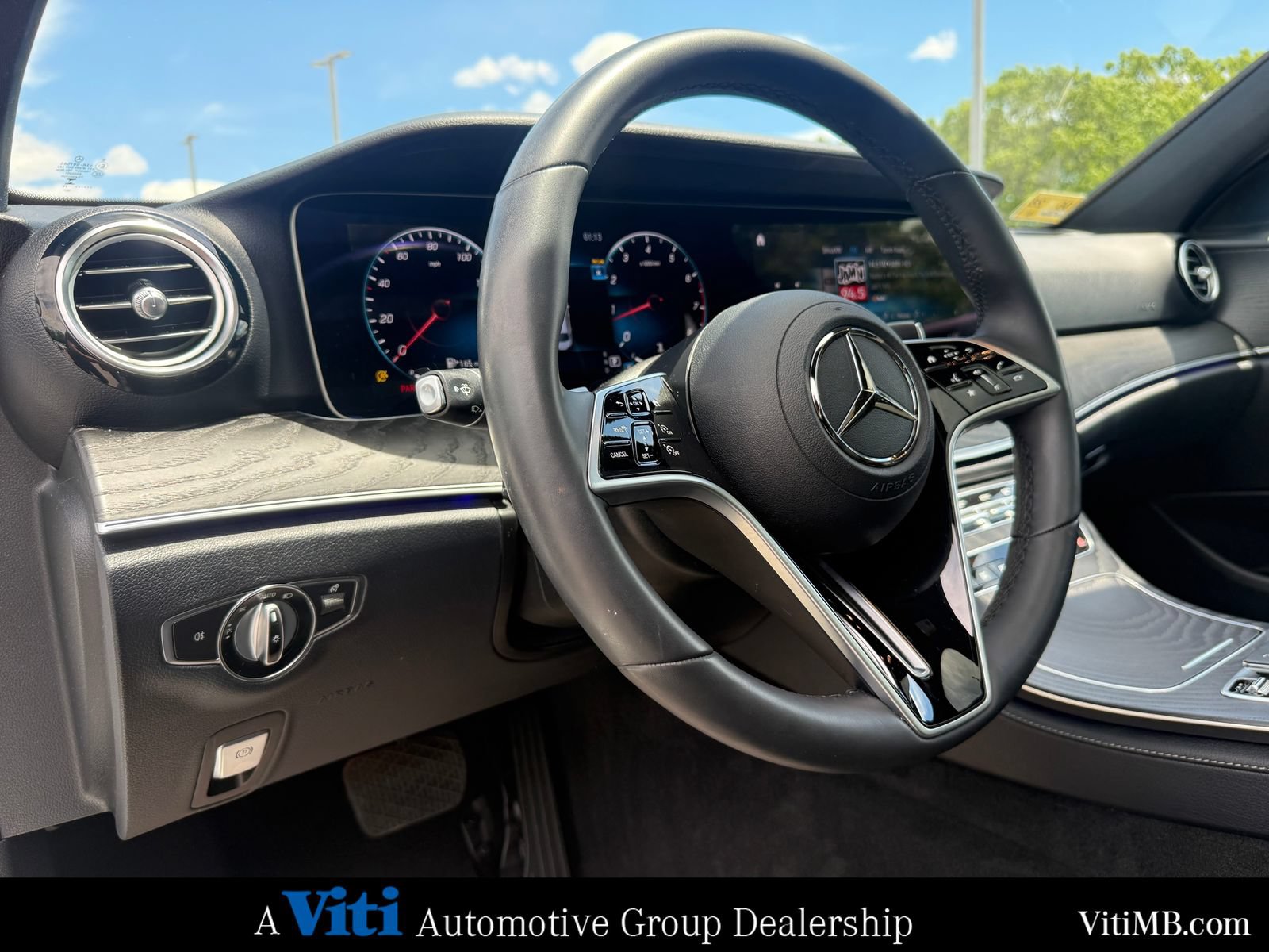 Certified 2023 Mercedes-Benz E 350 4MATIC Sedan image 17