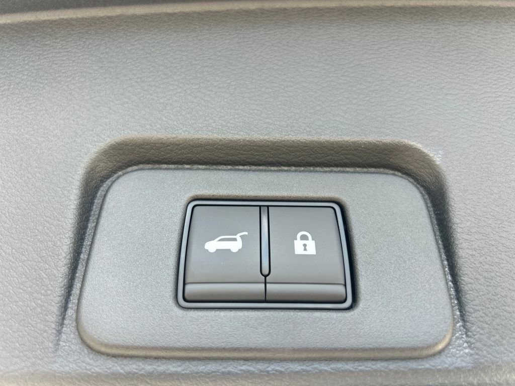 New 2026 Nissan Rogue Platinum image 12