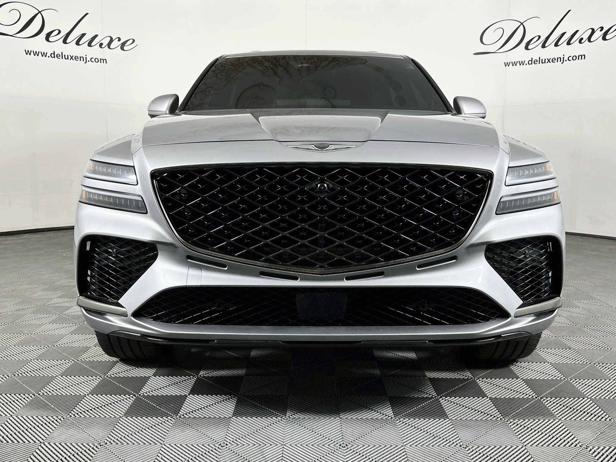 Used 2025 Genesis GV80 3.5T e-SC AWD/4WD image 2