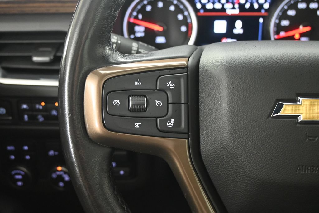 Used 2021 Chevrolet Suburban High Country AWD/4WD image 38
