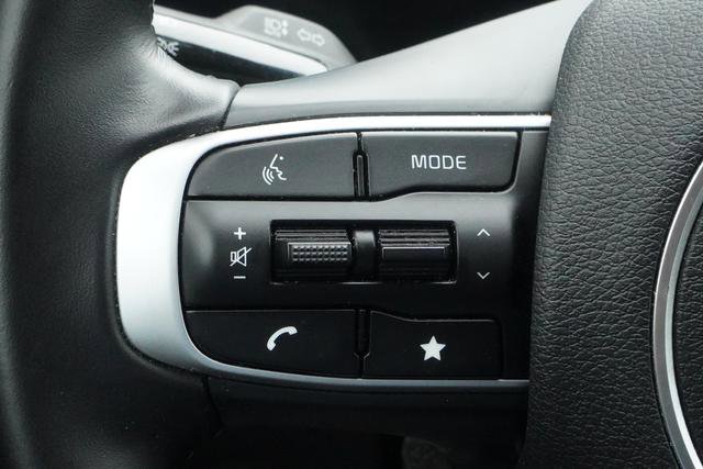 Used 2023 Kia Sportage EX image 18