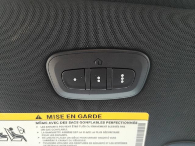 Used 2025 Chrysler Pacifica Limited FWD image 58