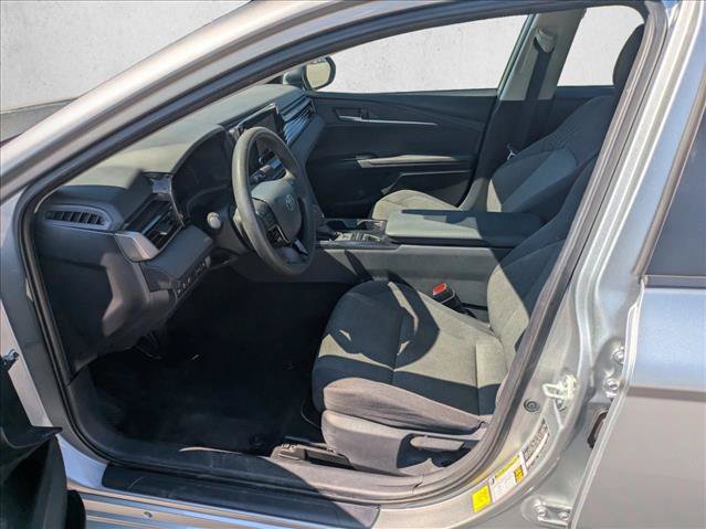 Used 2025 Toyota Camry LE FWD image 14