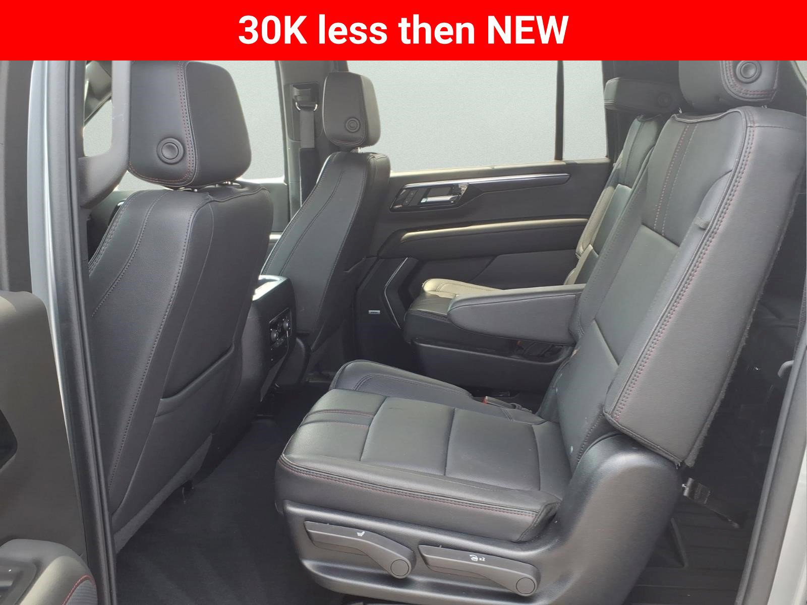 Certified 2025 Chevrolet Suburban RST w/ Comfort Package AWD/4WD image 15