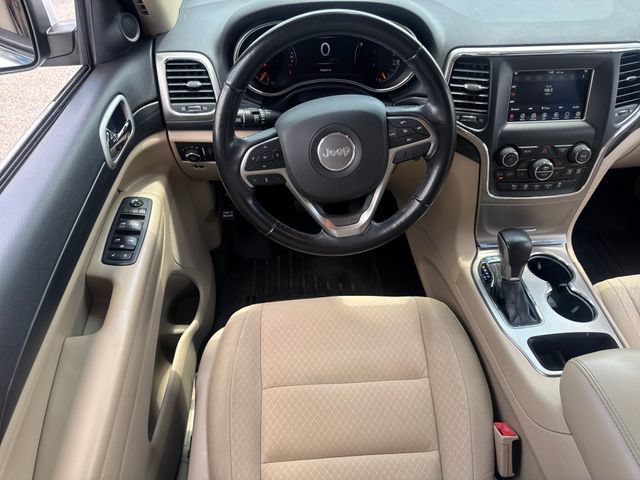 Used 2021 Jeep Grand Cherokee Laredo RWD image 13