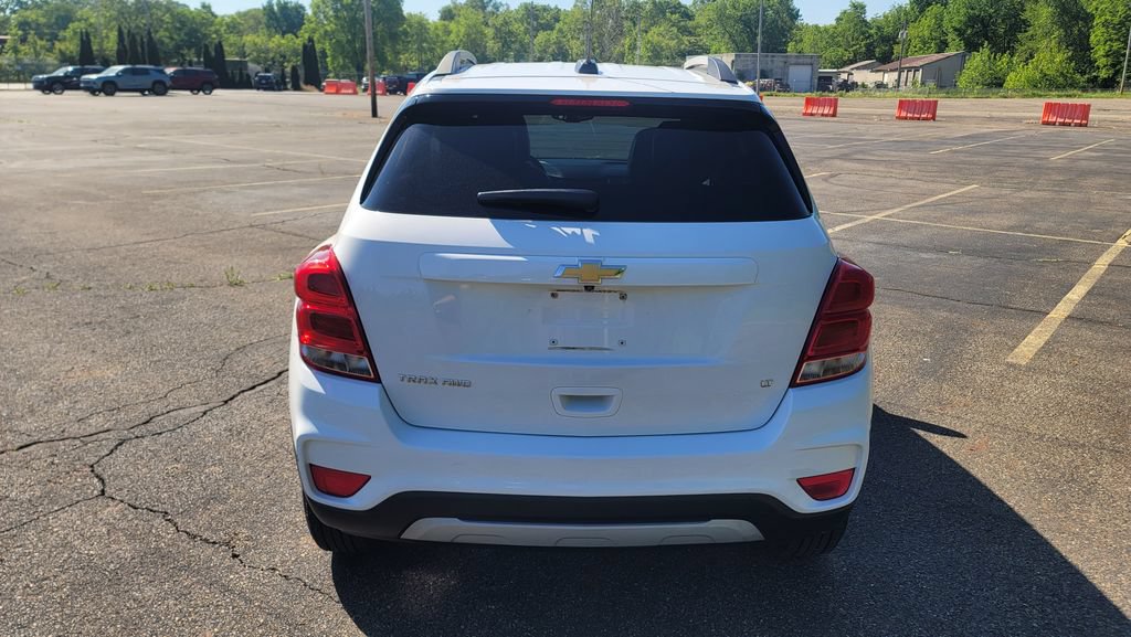 Used 2019 Chevrolet Trax LT w/ LT Convenience Package AWD/4WD image 10