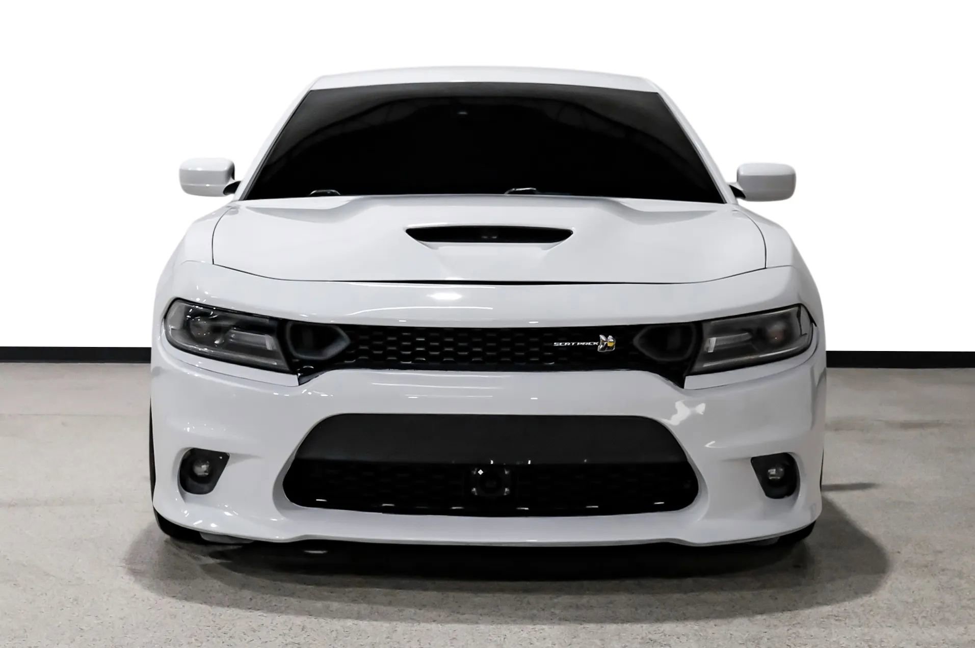 Used 2019 Dodge Charger Scat Pack w/ Technology Group RWD image 3