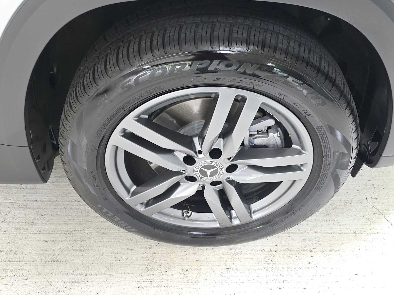 Certified 2026 Mercedes-Benz GLB 250 4MATIC image 10