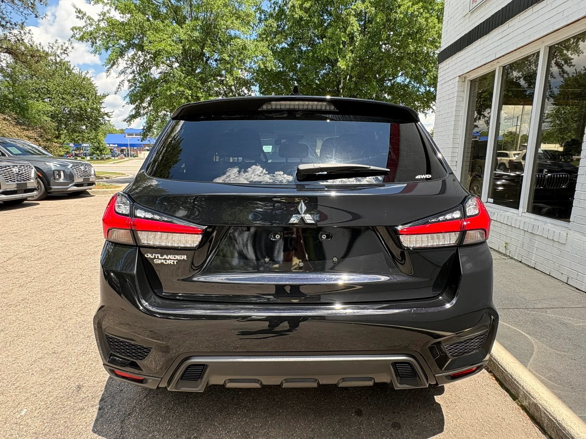 Used 2025 Mitsubishi Outlander Sport AWD image 6