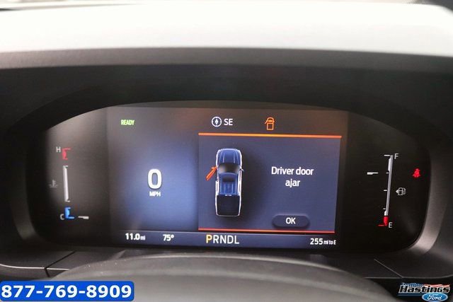 New 2025 Ford Maverick XL image 15