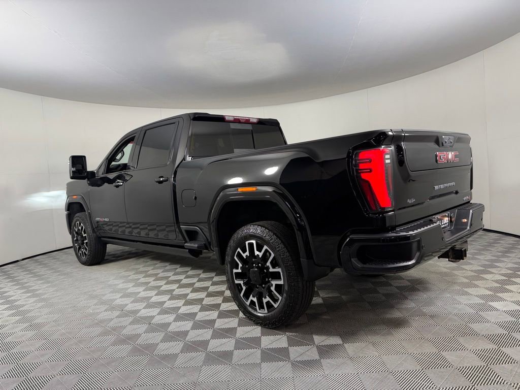 Used 2024 GMC Sierra 2500 AT4 w/ AT4 Premium Plus Package image 9